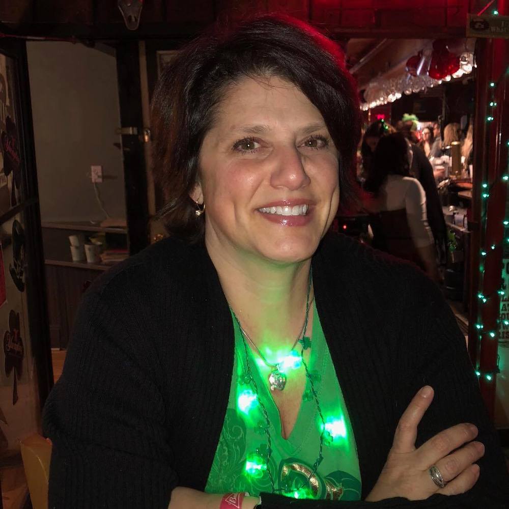 Meet your Posher, Jennifer